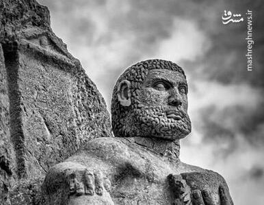 تصویری از نقش برجسته هرکول – بیستون در کرمانشاه