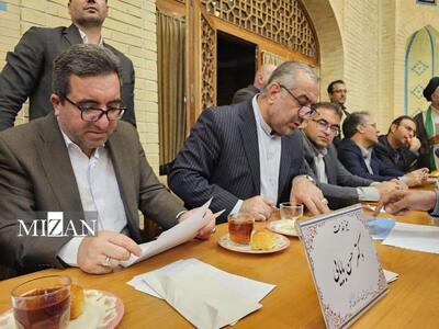 میز خدمت ثبتی در مسجد جامع گلشن گرگان برگزار شد