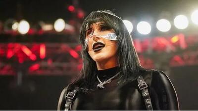 ریا ریپلی از نگاه یک اسطوره: کامل‌ترین ستاره نسل جدید؛ او می‌تواند با نیمی از مردان WWE بجنگد! - پارس فوتبال