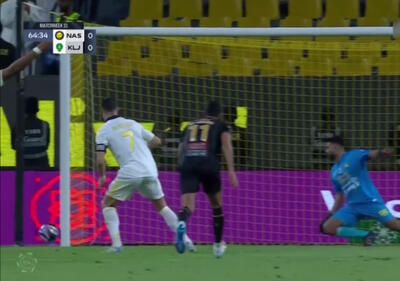 کریستیانو رونالدو و از دست دادن ضربه پنالتی در مقابل الخلیج (النصر 0-0 الخلیج) - پارس فوتبال