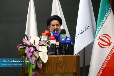با مصرف‌گرایی نمی‌توان به تحول اقتصادی فکر کرد
