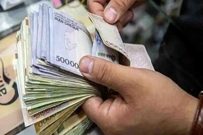 رفتار دولت در قبال معیشت پوپولیستی است
