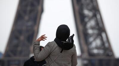 فرانسه در آستانه ممنوعیت حجاب برای دختران نوجوان