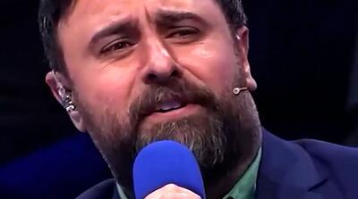 محمد علیزاده با اجرای قطعه ماندگاری از ناصر عبداللهی همه را به وجد آورد!