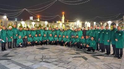 حضور خادمین هیئت متوسلین حضرت زینب (س) کنگان در چایخانه رضوی