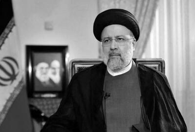 اهدای حکم خادمی شهید سلیمانی توسط شهید رئیسی