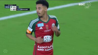 گل اول الاتفاق به الاهلی عربستان (محمد عبدالرحمن)