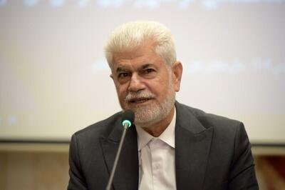 پزشکان تمایل کار در بخش دولتی ندارند؛ ۱۰ هزار نفر مهاجرت کردند