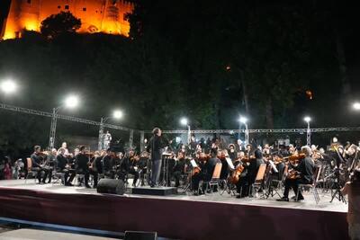 ارکسترسمفونیک تهران در «فلک‌الافلاک» نواخت