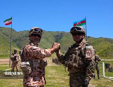 دست دادن جالب دو نظامی ارشد ایران و آذربایجان در نقطه صفر مرزی + عکس