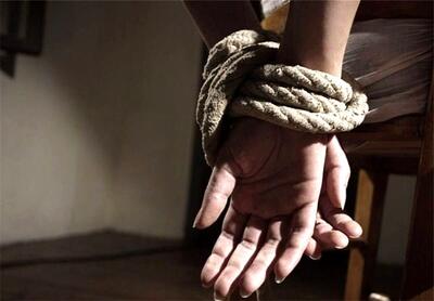 ۴ نفر فراری از بلوچستان با جرم آدم‌ربایی مسلحانه در مشهد دستگیر شدند! جزئیات - ویدائو مگ