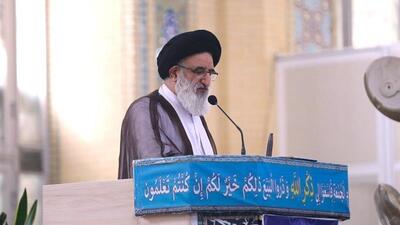 امام جمعه کرج: غنی سازی حق مسلم ایران است