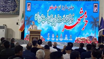 قالیباف: آزادسازی خرمشهر نماد وحدت ملی و مقاومت است/ ما باید با تکیه بر توان خودمان بایستیم و بستر لازم را فراهم کنیم/ لایروبی اروندرود از اولویت‌های اصلی ما است