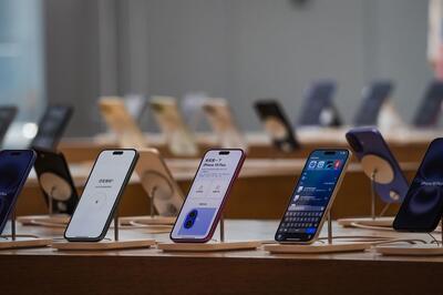 ترامپ، آیفون را تهدید به اعمال تعرفه ۲۵درصد کرد