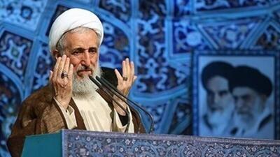 ایران هرگز در برابر قدرت‌های اتمی عقب‌نشینی نکرده است