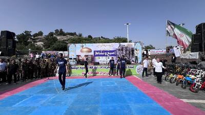 برگزاری همایش بزرگ پیاده‌روی خانوادگی «صبح و نشاط» در مشهد
