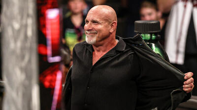 اخبار WWE | تلاش بی‌وقفه گلدبرگ برای خداحافظی با شکوه از دنیای کشتی کچ - پارس فوتبال