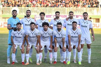عکس | واکنش خاص یک پرسپولیسی به برد ملوان - پارس فوتبال