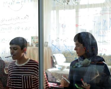 منتقدان خارجی‌ درباره فیلم زن و بچه  ‌سعیدروستایی چه نوشتند؟