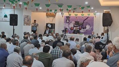 کمیل با شکوه زائران ایرانی در کنار حرم نبوی(ص) - تسنیم