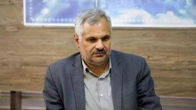 هر زمان دانشگاه درگیر گروه و جناح شد، آسیب دید