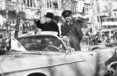 استقبال از آیزنهاور در تهران سال 1338 خورشیدی (عکس)