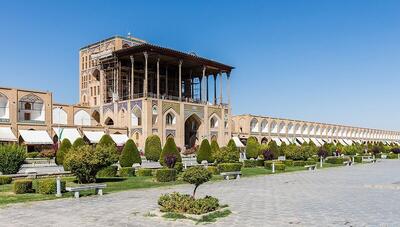 عالی‌قاپو در قاب قاجار؛ نگاهی به اصفهان ١٢٠ سال پیش (عکس)