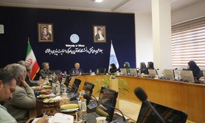 شهدا سرمایه های همیشگی دانشگاه هستند