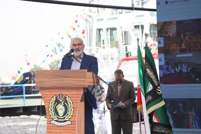 استاندار خوزستان: الحاق ۱۳ شناور جدید نقطه عطفی در تقویت ناوگان دریایی کشور است / تجلی اقتدار دریایی ایران در خرمشهر