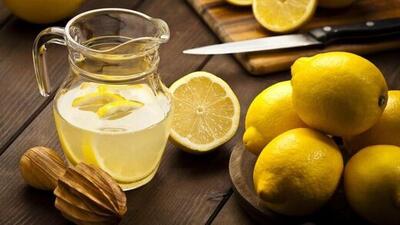 پاکسازی بدن با نوشیدن آب لیموترش یا یک تبلیغ بی اساس!