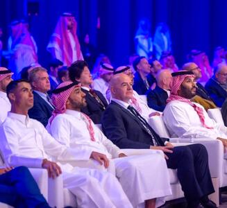 فهرست پولدارترین مالکان باشگاه‌ها و پردرآمدترین بازیکنان؛ ثروتمندان مستطیل سبز