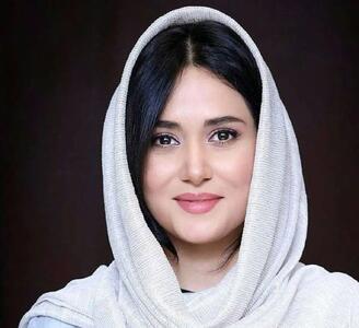 عکسی شکار شده از پریناز ایزدیار در جشنواره کن وقتی حواسش نبود+ تصویر