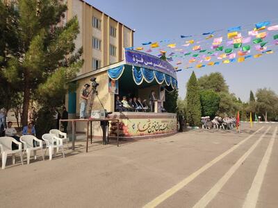صبحگاه مشترک نیروهای مسلح استان یزد برگزار شد+فیلم