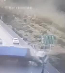 برخورد مرگبار کامیون در بزرگراه دستجردی اصفهان