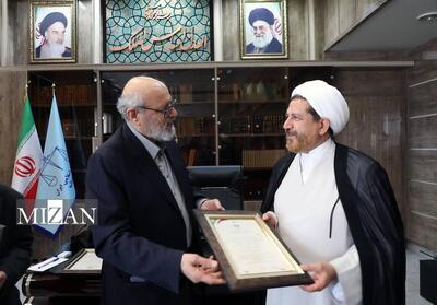 تقدیر رئیس ستاد دیه کشور از اقدامات رئیس کل دادگستری خراسان رضوی در کاهش جمعیت کیفری و آزادی زندانیان