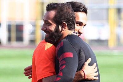 حمید درخشان: تتلو با پیام صادقیان به تمرین پرسپولیس آمد و گفت می خواهد تست بدهد+ فیلم