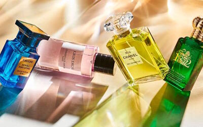 تاثیر عطر بر جذابیت: آثار جالب و جذاب رایحه خوش و عطر بر جذاب شدن