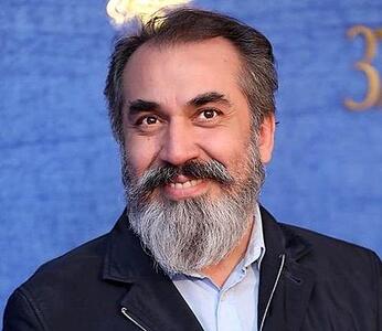 قاب یادگاری سیامک انصاری و خانم مجری - سبک ایده آل