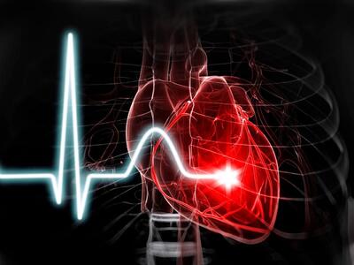 احساس تپش قلب بدون دلیل؟ احتمال کم‌خونی را جدی بگیرید! - سبک ایده آل