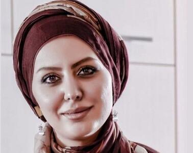 طناز حقیقی درگذشت - سبک ایده آل