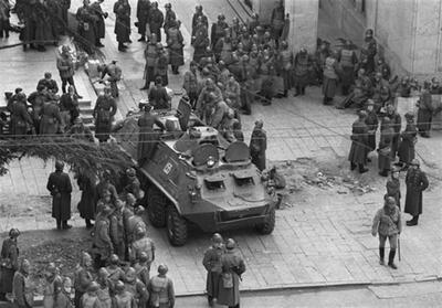 اسیران جنگی شوروی؛ هنوز خبری از آزادی 47 نفر نیست - تسنیم
