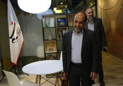 بازدید فرماندار همدان از دفتر خبرگزاری تسنیم+ تصویر - تسنیم