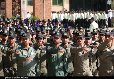 برگزاری مراسم صبحگاه مشترک نیروهای مسلح در کرمان - تسنیم