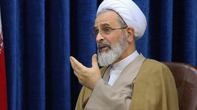 استاد نجابتی پرچم‌دار پرورش نسل متعهد و انقلابی در هنر است