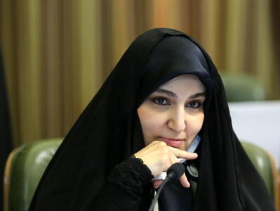 عضو شورای شهر تهران گفت: زاکانی که توفیق نیافتن را به بی‌غیرتی و ناتوانی تعبیر می‌کند چه‌طور عملکرد خودش را توضیح می‌دهد؟/ کارنامه‌اش مانند کاریکاتور است