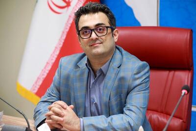 مدیر روابط عمومی شرکت توزیع نیروی برق استان قزوین تقدیر شد