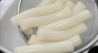 کیک برنجی تهیه شده با آرد به روشی بی نقص و بهتر!