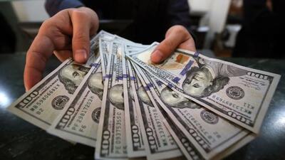 فریز دلار در محدوده قیمتی ۸۲هزار/ نرخ اسکناس آمریکایی نزولی می‌شود؟