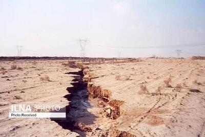 گسترش فرونشست زمین و کم آبی در کاشان