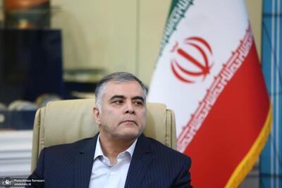 وزیر نفت خبر داد: شناسایی ارقام قابل ملاحظه از موارد قاچاق سوخت؛ هنوز اعداد و ارقام قطعی اعلام نشده است/ نفت خام قابلیت قاچاق ندارد/ راهی جز هوشمندسازی فرآیند تحویل سوخت نداریم